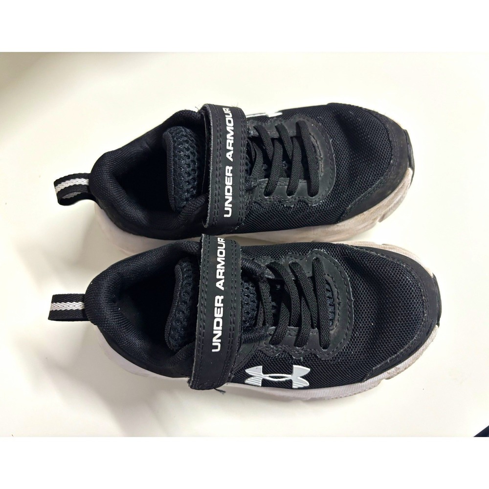 Under Armour Boys Sneakers Black White Mesh Low Top 3026186-001 Kids US 11